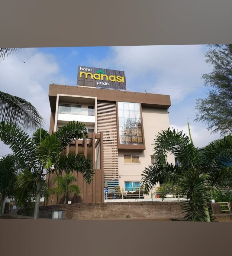Hotel Manasi pirde